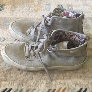 VANS light grey high top back zip canvas size 7